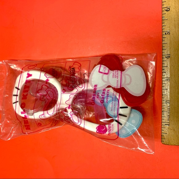 McDonald’s Happy Meal Sanrio Hello Kitty Glasses - Picture 4 of 4
